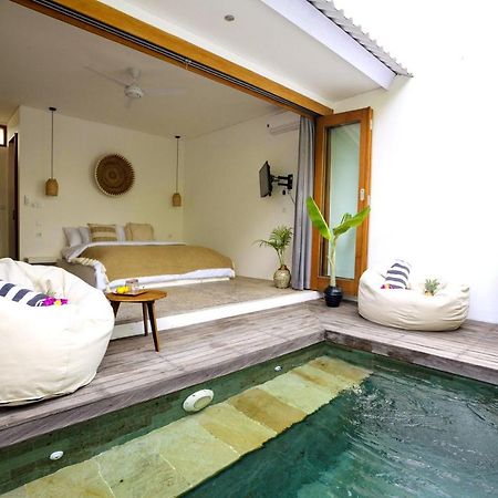 Tiga Studios - Adults Only Kuta  Екстер'єр фото