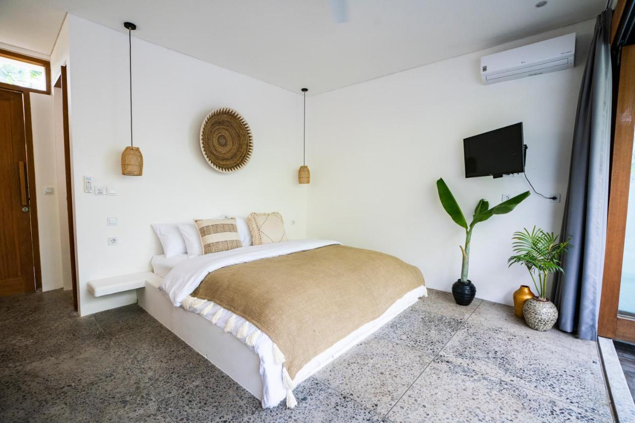 Tiga Studios - Adults Only Kuta  Екстер'єр фото